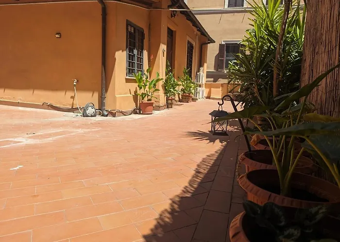 Casa vacanze Charming With Terrace By Spanish Steps *