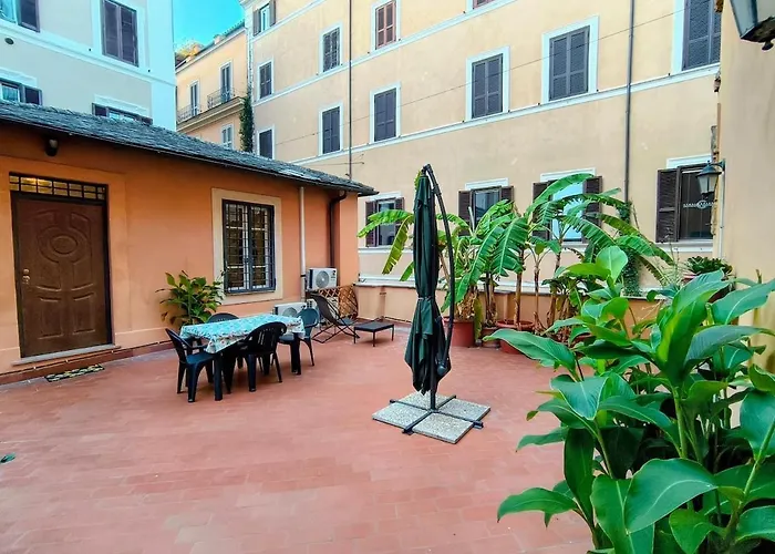 Charming With Terrace By Spanish Steps Casa vacanze