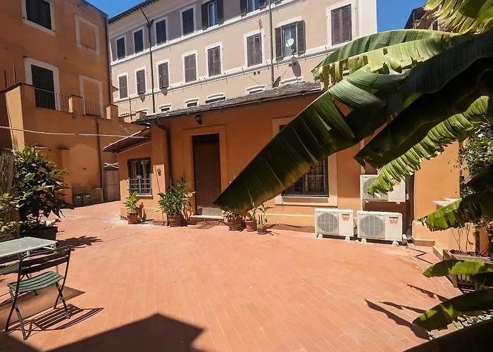 Casa vacanze Charming With Terrace By Spanish Steps *